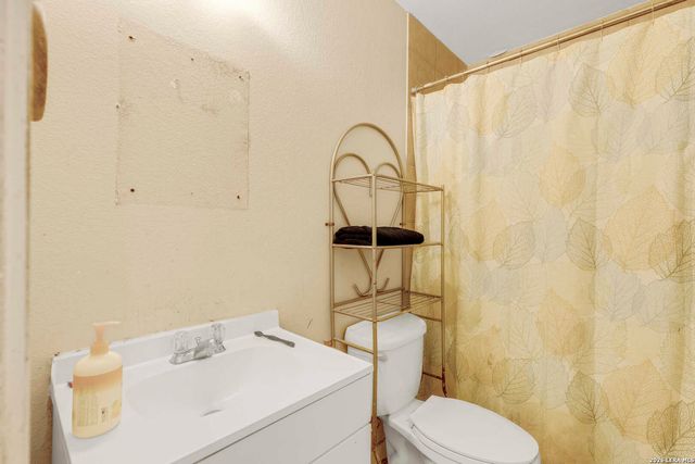 8501 Spotted Deer, San Antonio, TX 78242