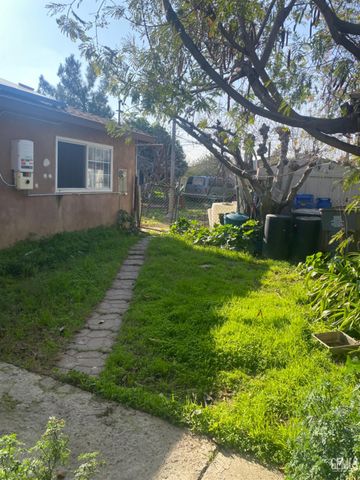 704 S Williams Street, Bakersfield, CA 93307