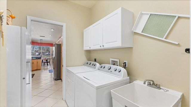 3951 WHISPERING OAKS DRIVE, North Port, FL 34287