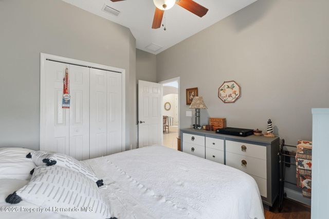 2732 Devonoak Boulevard, Land O'lakes, FL 34638