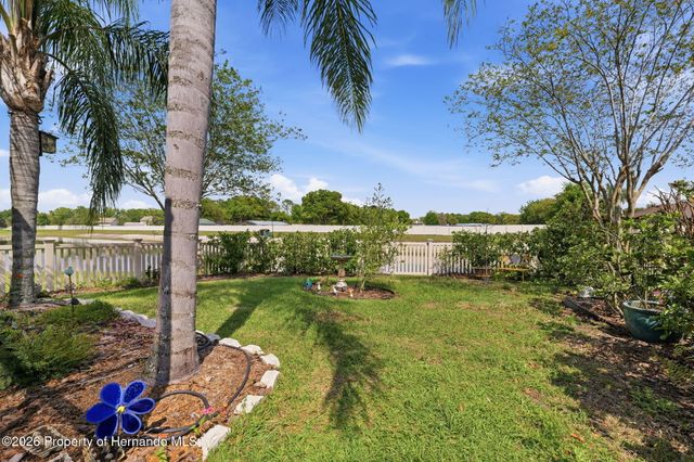 2732 Devonoak Boulevard, Land O'lakes, FL 34638