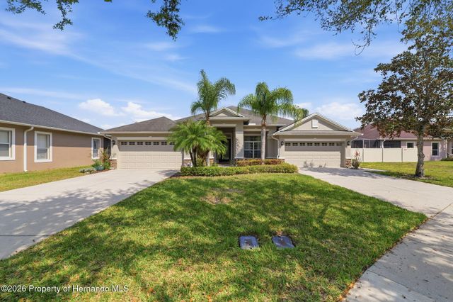 2732 Devonoak Boulevard, Land O'lakes, FL 34638