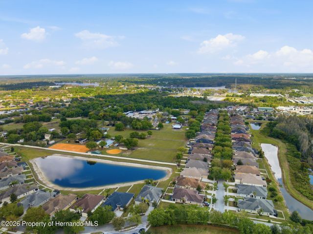 2732 Devonoak Boulevard, Land O'lakes, FL 34638