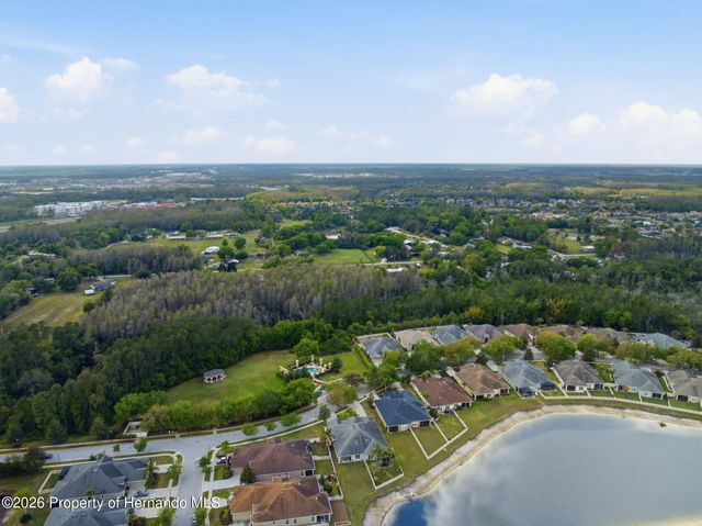 2732 Devonoak Boulevard, Land O'lakes, FL 34638