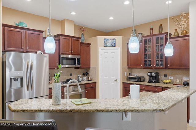 2732 Devonoak Boulevard, Land O'lakes, FL 34638