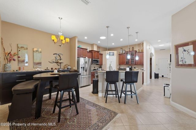 2732 Devonoak Boulevard, Land O'lakes, FL 34638