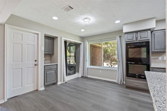 19619 Pine Cluster Lane, Humble, TX 77346