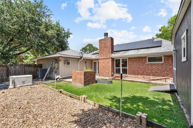 19619 Pine Cluster Lane, Humble, TX 77346