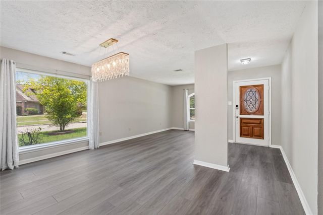 19619 Pine Cluster Lane, Humble, TX 77346