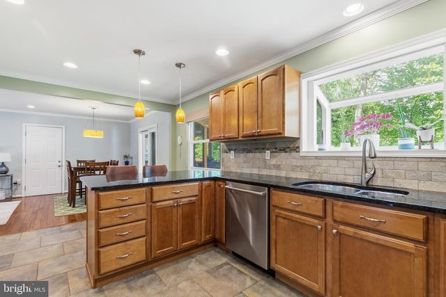 16040 LACONIA CIR, Woodbridge, VA 22191