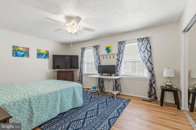 16040 LACONIA CIR, Woodbridge, VA 22191