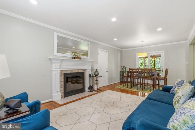 16040 LACONIA CIR, Woodbridge, VA 22191