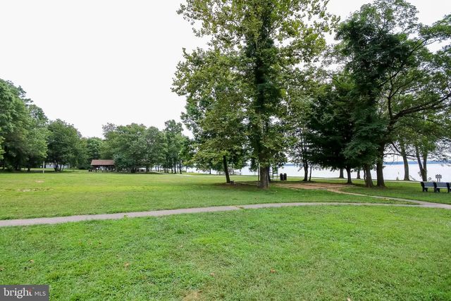 16040 LACONIA CIR, Woodbridge, VA 22191