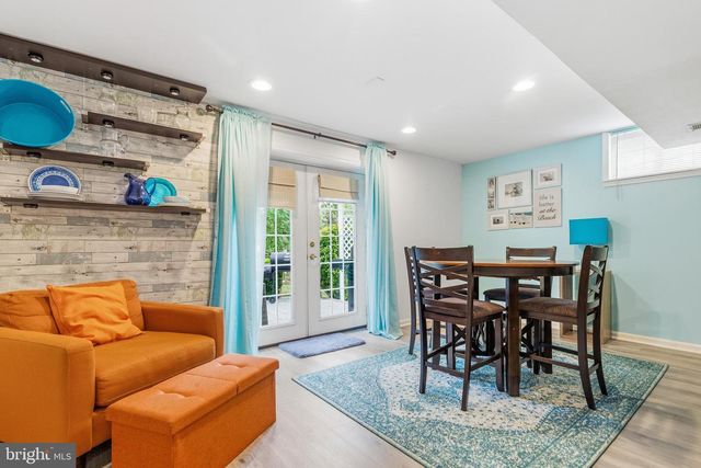 16040 LACONIA CIR, Woodbridge, VA 22191