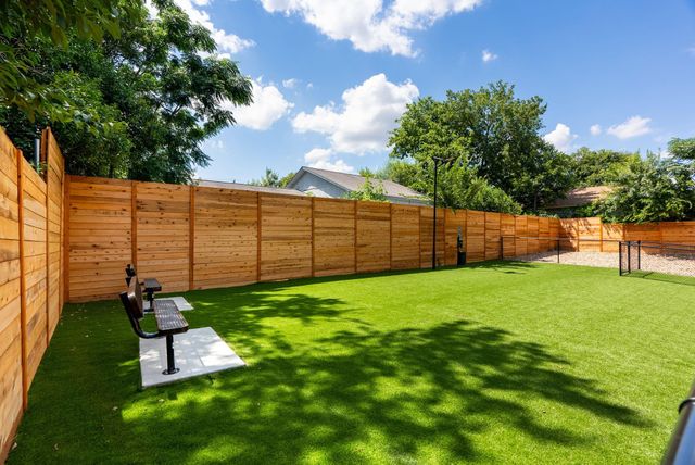 4022 Valley View RD 2C, Austin, TX 78704