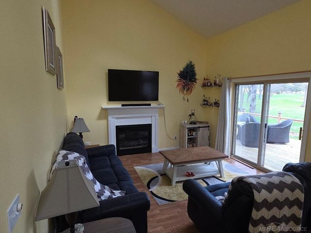 5700 Royal Court Court, Butman, MI 48624