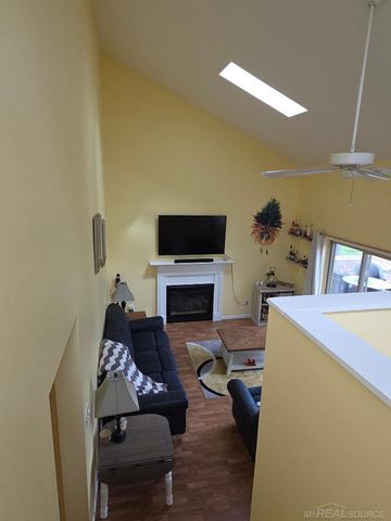 5700 Royal Court Court, Butman, MI 48624
