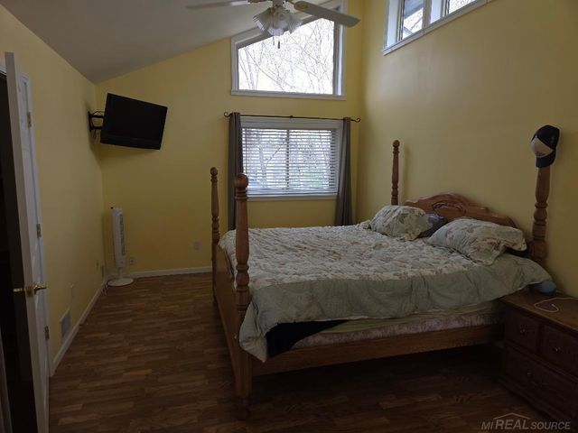5700 Royal Court Court, Butman, MI 48624