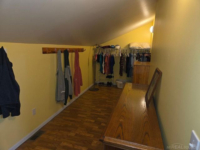 5700 Royal Court Court, Butman, MI 48624