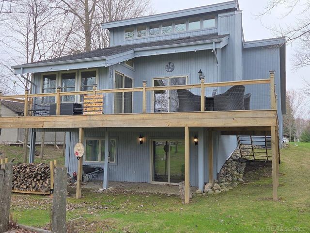 5700 Royal Court Court, Butman, MI 48624