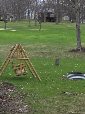 5700 Royal Court Court, Butman, MI 48624