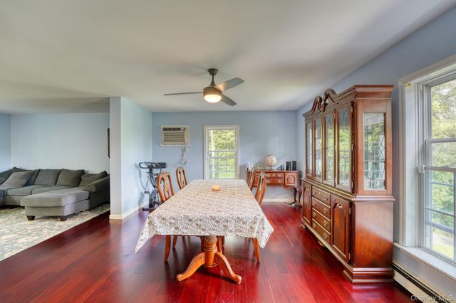 99 Milton Turnpike, Milton, NY 12547