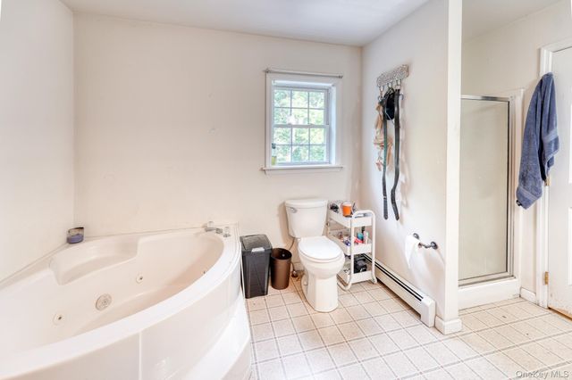 99 Milton Turnpike, Milton, NY 12547