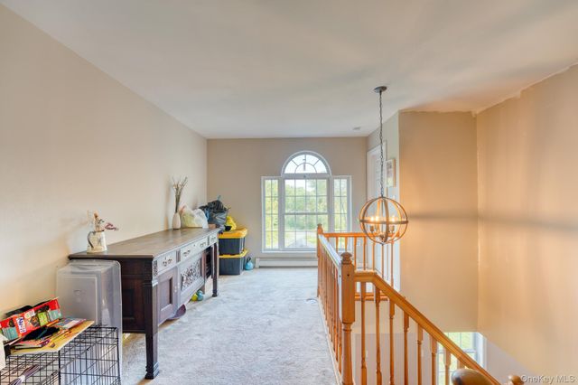 99 Milton Turnpike, Milton, NY 12547