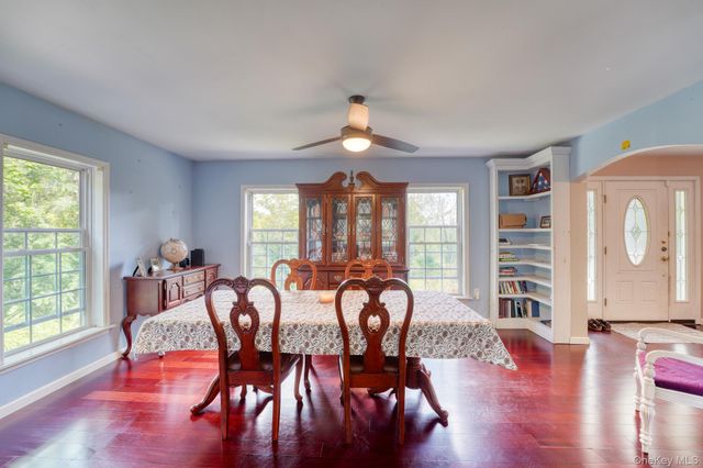 99 Milton Turnpike, Milton, NY 12547