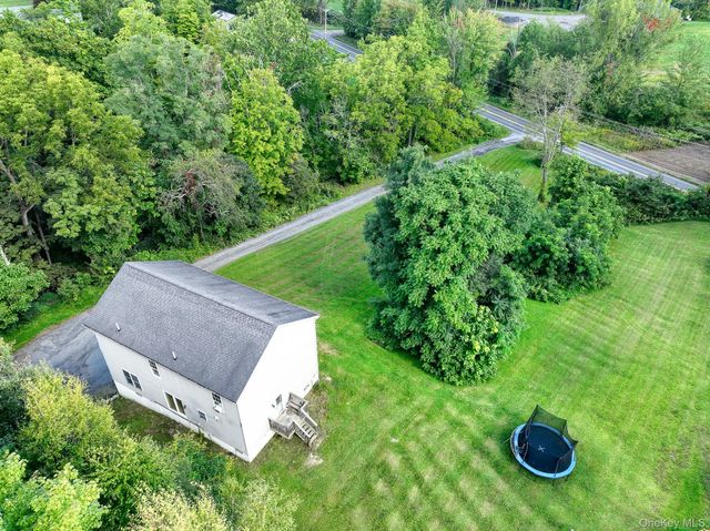99 Milton Turnpike, Milton, NY 12547