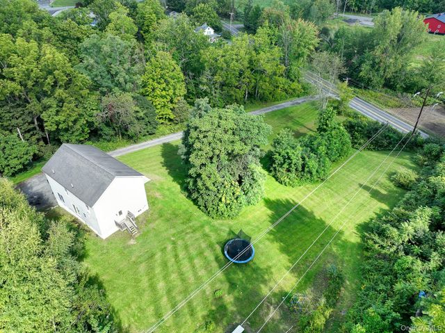 99 Milton Turnpike, Milton, NY 12547