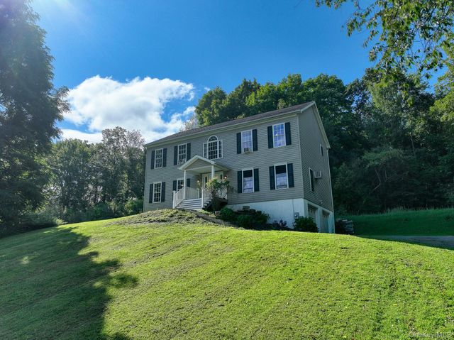 99 Milton Turnpike, Milton, NY 12547