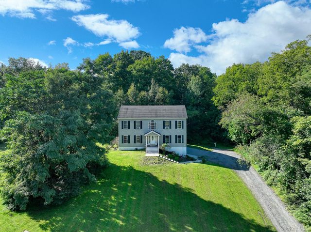 99 Milton Turnpike, Milton, NY 12547