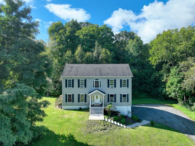 99 Milton Turnpike, Milton, NY 12547
