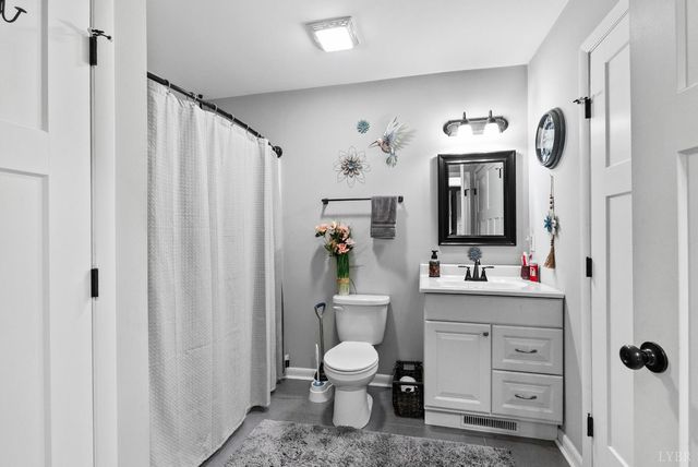 122 Gouyer Drive, Madison Heights, VA 24572