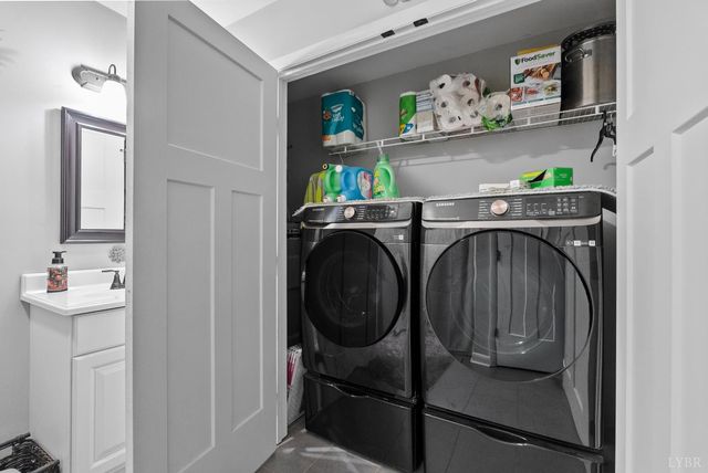 122 Gouyer Drive, Madison Heights, VA 24572