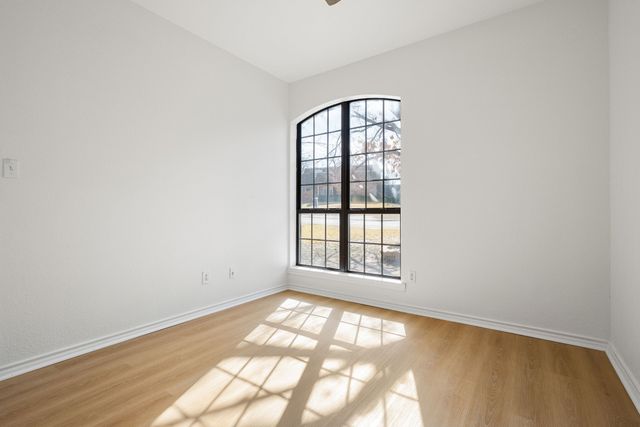 10550 Berry Knoll Drive, Dallas, TX 75230