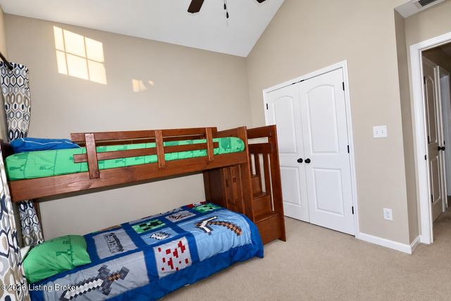 364 Berger Farm Dr, Mt Washington, KY 40047