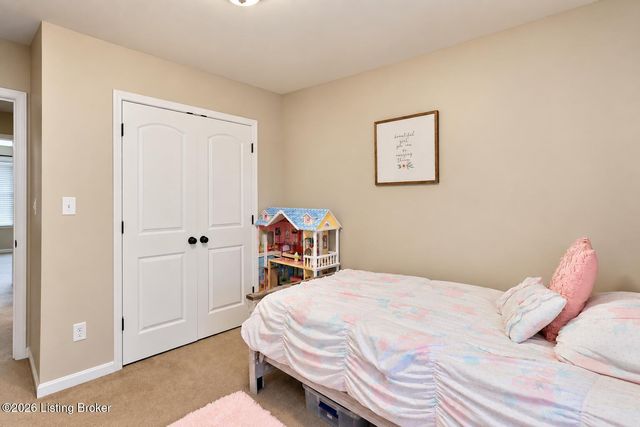 364 Berger Farm Dr, Mt Washington, KY 40047