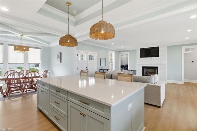 333 Wynnfall Drive, Lexington, NC 27295