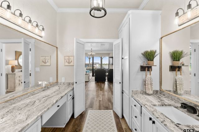 17790 Southpoint Rd, Whitehouse, TX 75791