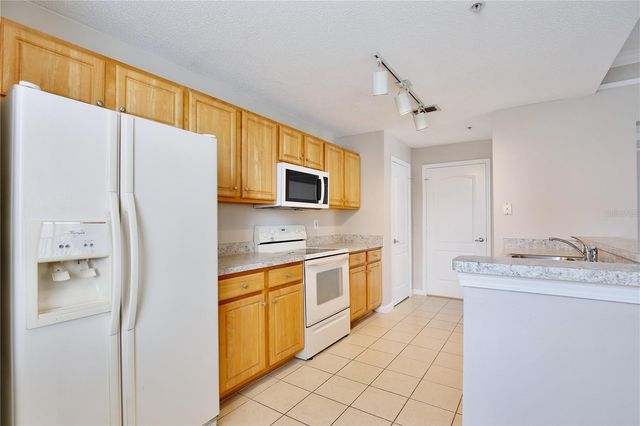 12203 WILD IRIS WAY 104, Orlando, FL 32837