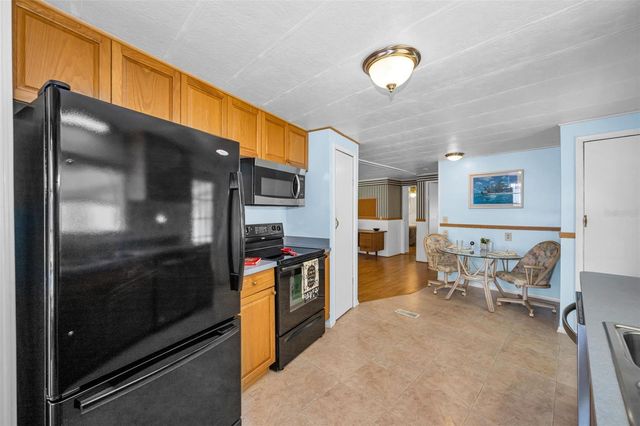 39820 US HIGHWAY 19 N 153, Tarpon Springs, FL 34689