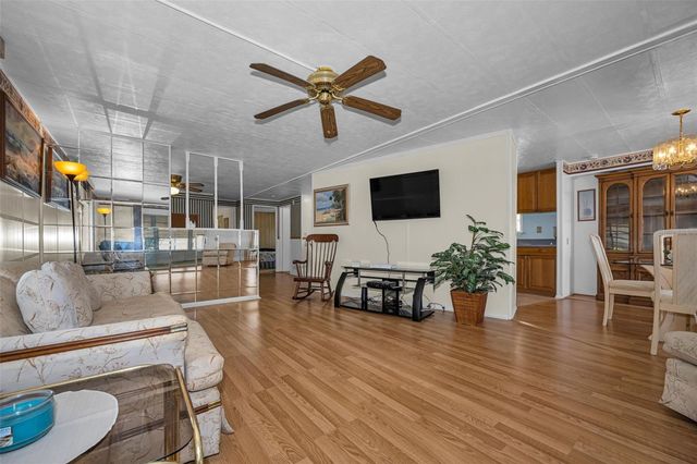 39820 US HIGHWAY 19 N 153, Tarpon Springs, FL 34689