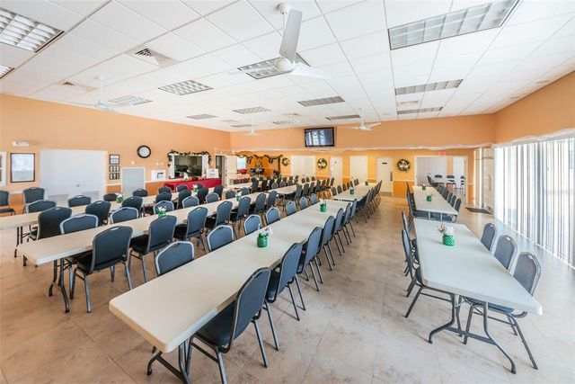 39820 US HIGHWAY 19 N 153, Tarpon Springs, FL 34689