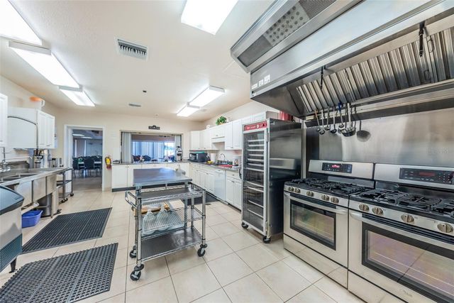39820 US HIGHWAY 19 N 153, Tarpon Springs, FL 34689
