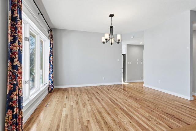 3808 BARRINGTON DR, Columbia, MO 65203