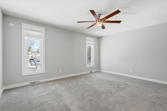 3808 BARRINGTON DR, Columbia, MO 65203