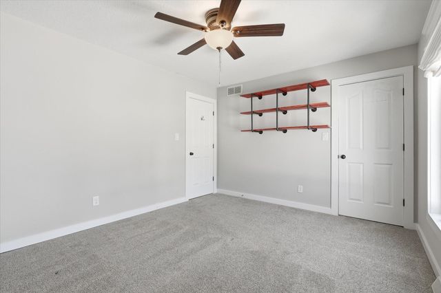 3808 BARRINGTON DR, Columbia, MO 65203