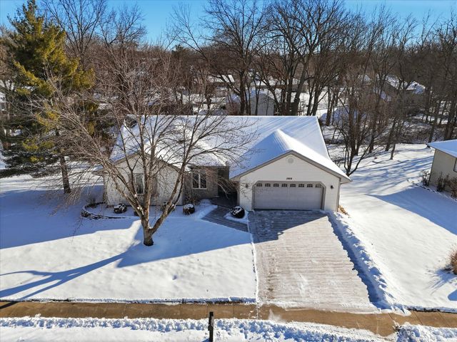 3808 BARRINGTON DR, Columbia, MO 65203